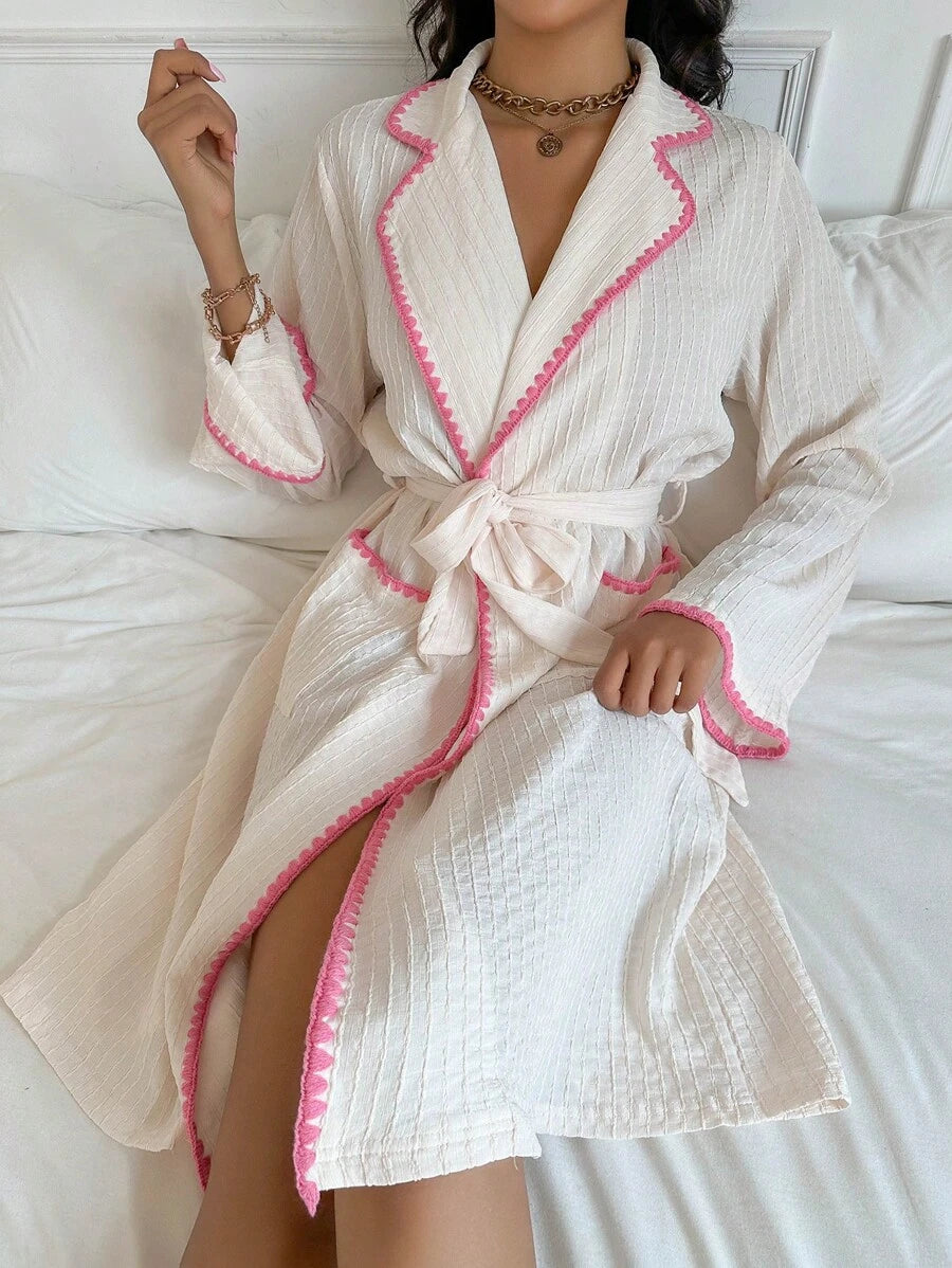 Contrast Binding Belted Robe