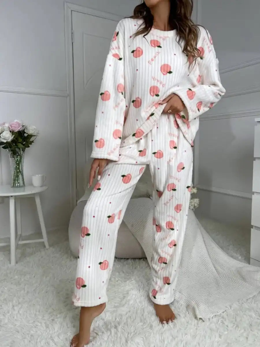 Letter And Peach Pattern Flannelette Pajama Set