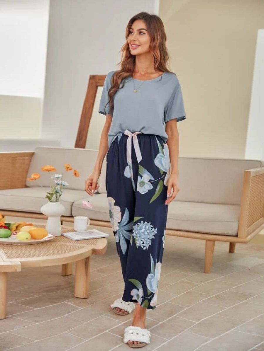 Floral Design Knot Front Pants PJ Set