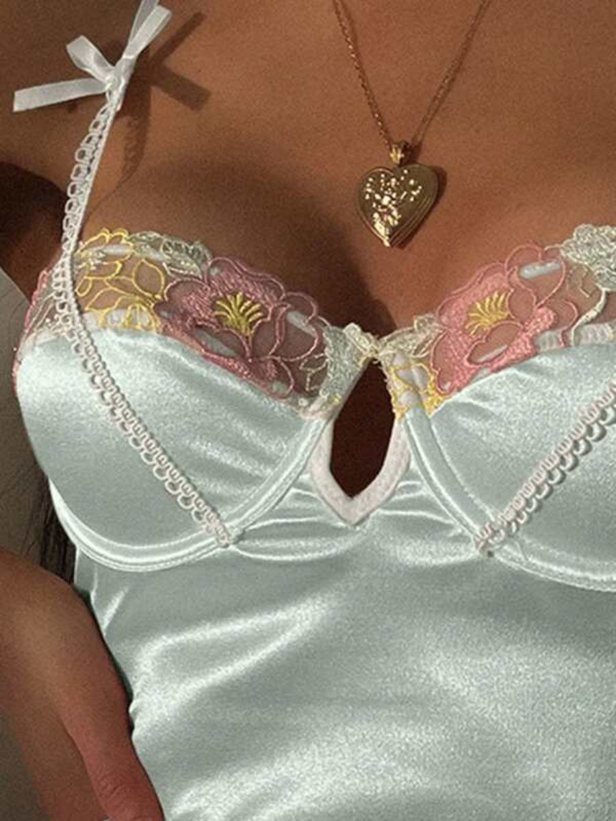 Floral Embroidered Satin Bow Detail Backless Slip