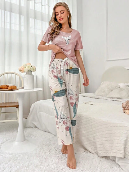 Floral Print Tee And Pants Pajama Set