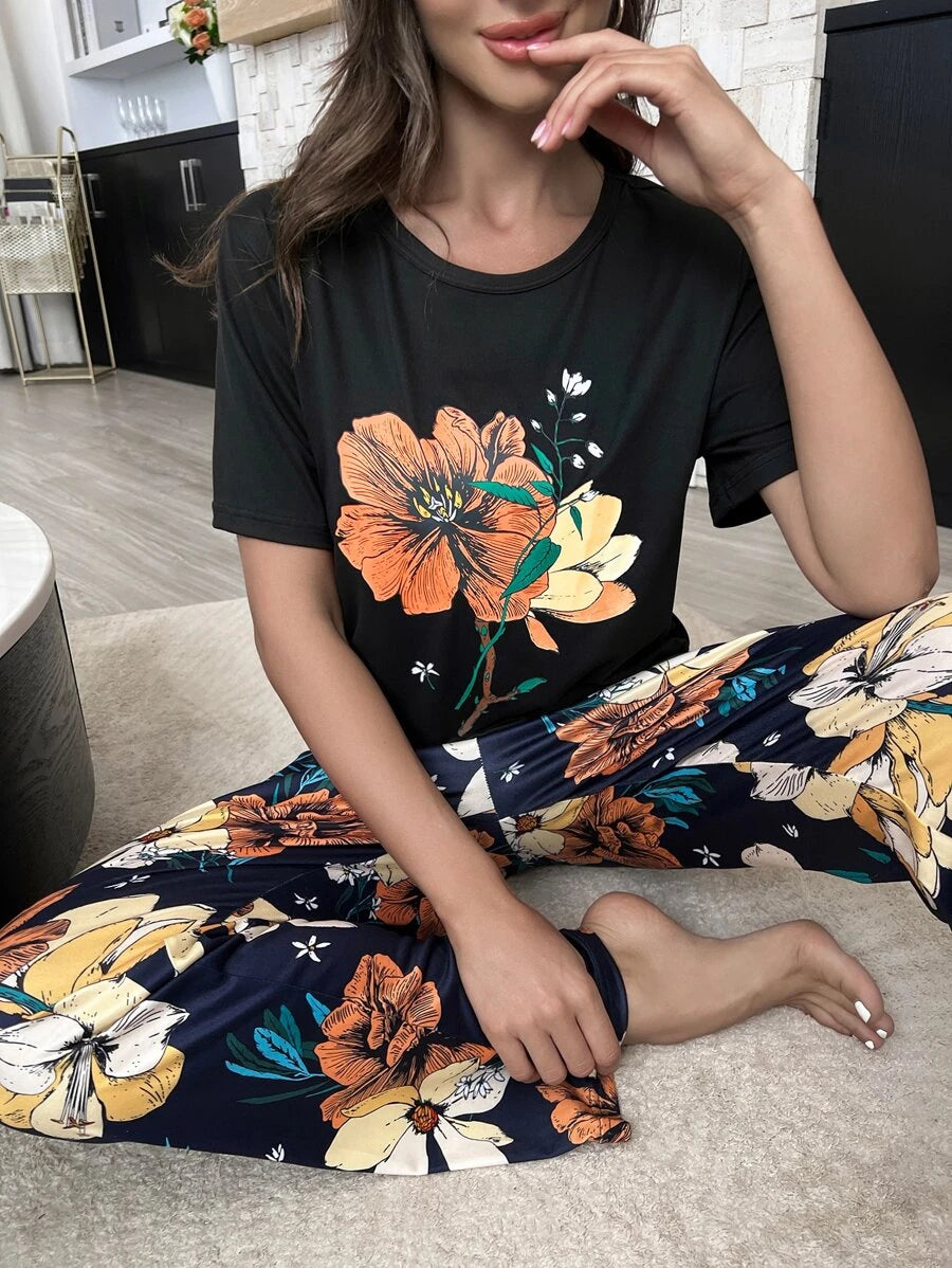 Floral Print Tee And Pants Set