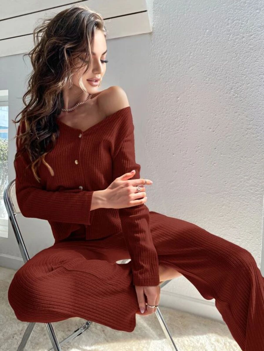 Buttoned Front Solid Color Lounge Set Maroon