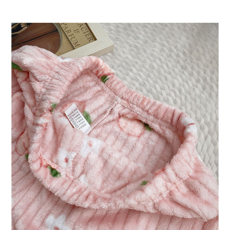 Strawberry Printed Velvet Pajama Set For Women
